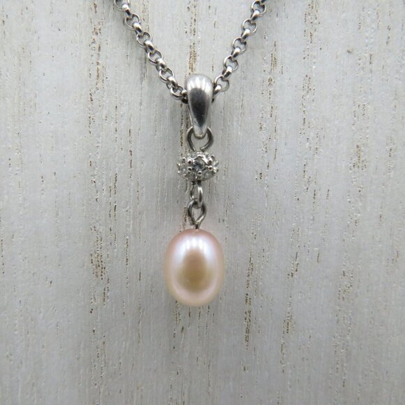 Monet Necklace Imitation Pearl Pendant 15" Silver Tone Chain Clear‎ Rhinestones - Picture 3 of 6